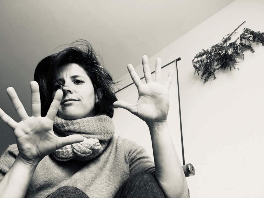 Anne-Lauren Jégo, praticienne en massage ancestral hawaiien Lomi Lomi et Soin énergétique